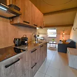 公寓 Residences *